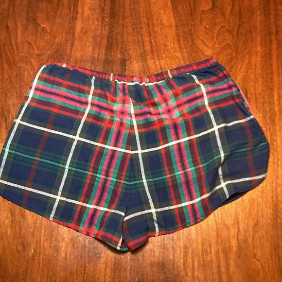 Women’s Colsie Size Medium Plaid Pajama Shorts - Picture 2 of 3